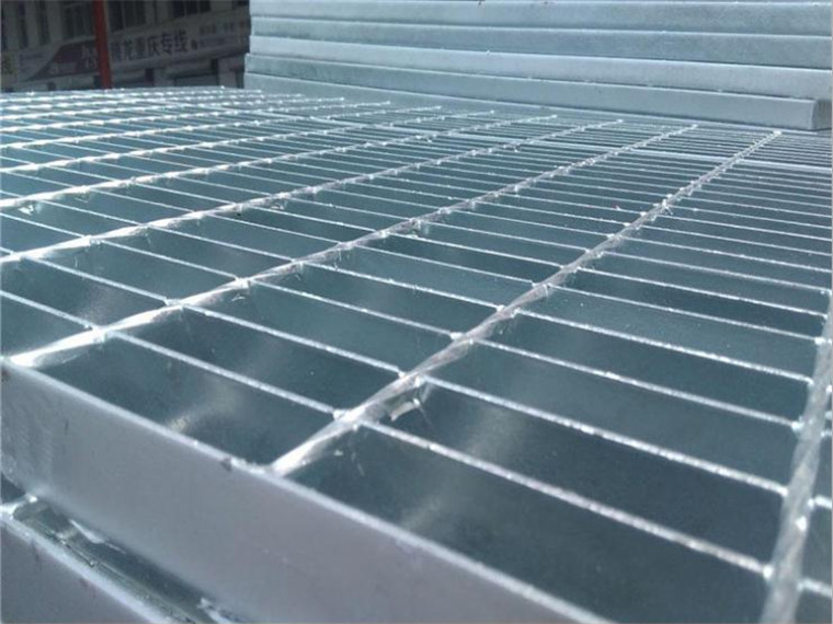 熱鍍鋅鋼格板